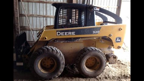 John Deere Skid Loader / Open Cab / Fluid Check & Tips